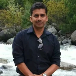 vikrant-desair-success-story-portrait